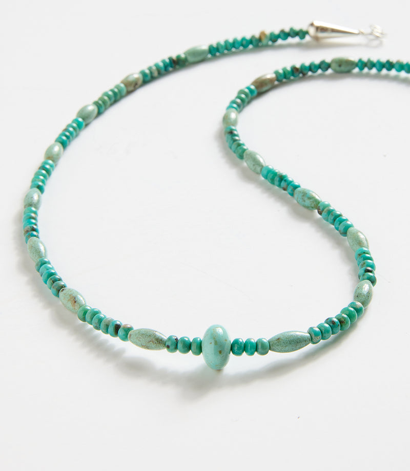 Native American Turquoise Nugget & Shell Graduated Beaded Necklace 33 1/4
