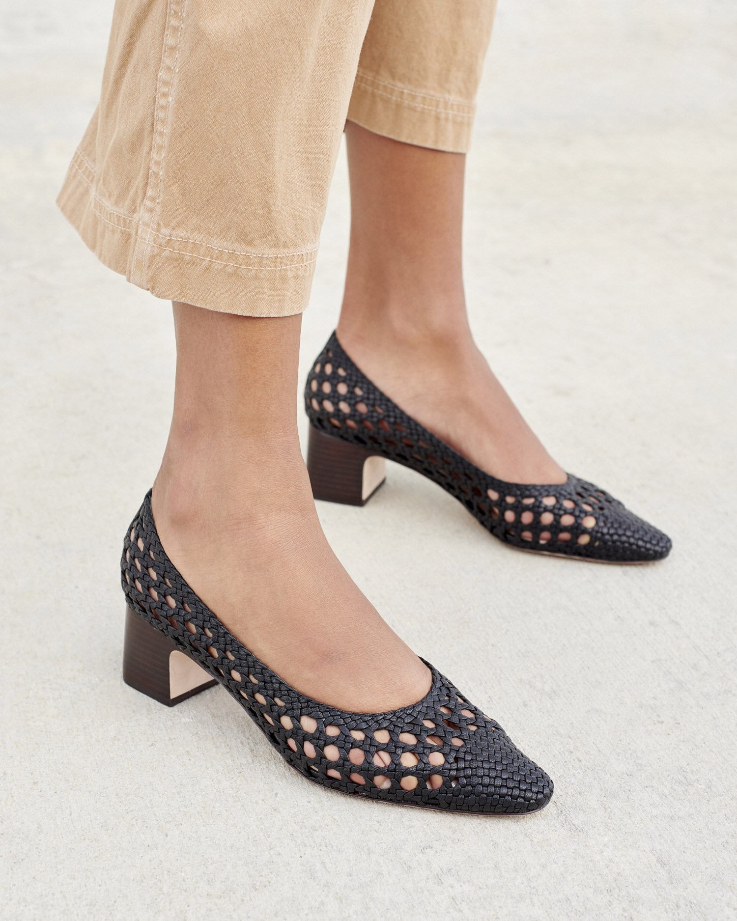 Imogene Woven Leather Pump Black 