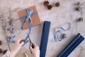Perfect Bow Gift Wrapping