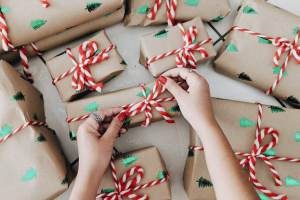 Holiday Gift Wrapping