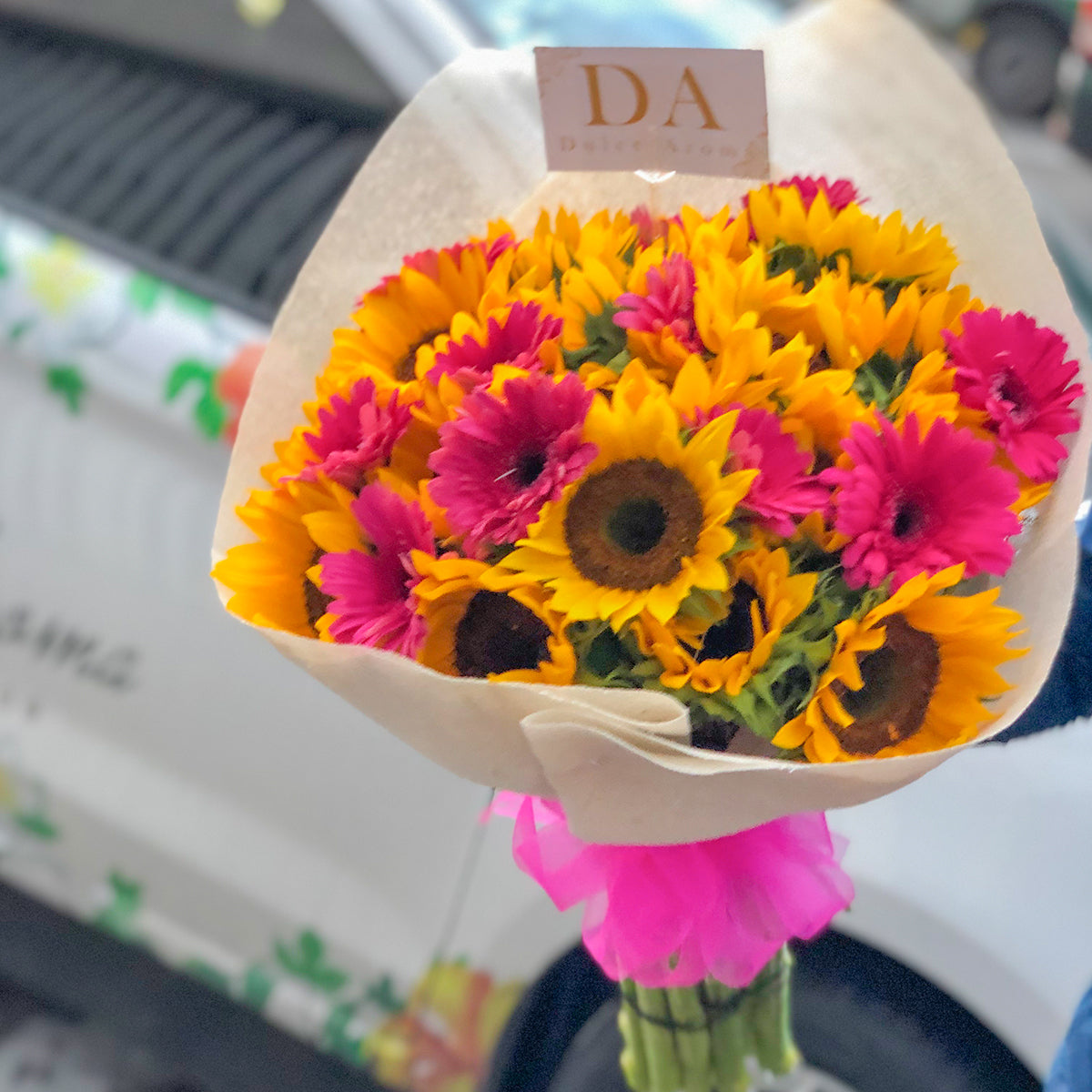 Ramo 20 girasoles y 12 gerberas – Dulce Aroma Floreria