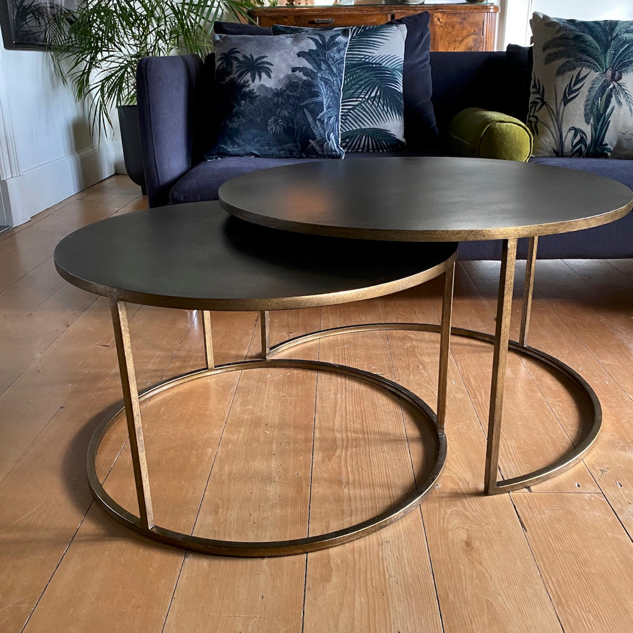 Round Metal Coffee Table Set Arbol House