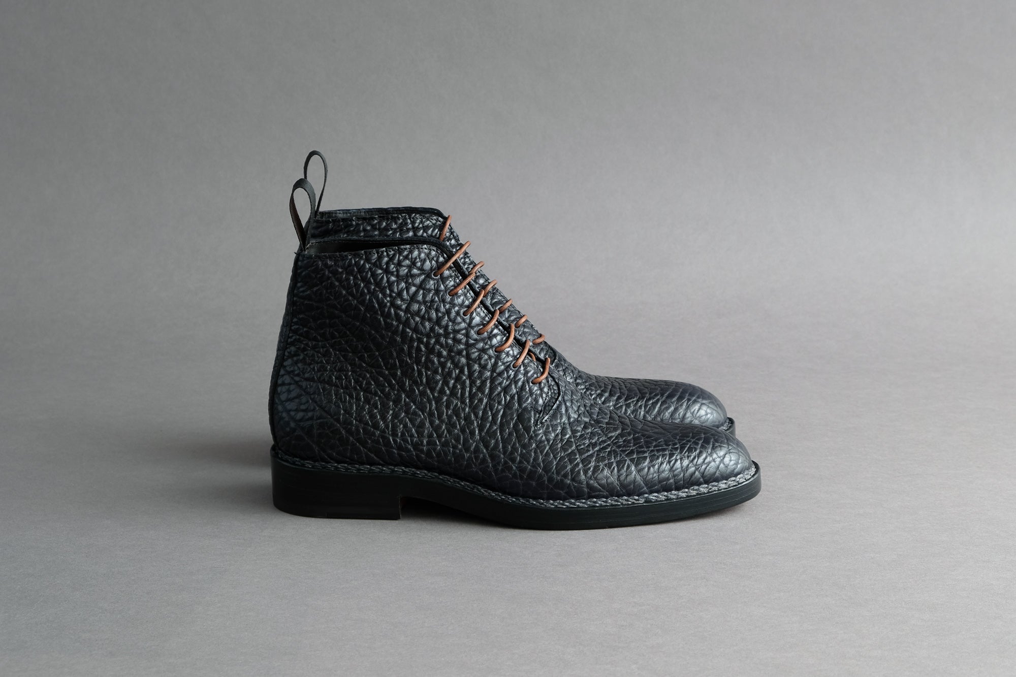 Zonkey Boot Norvegese wholecut derby boots from black Shrunken Bull leather