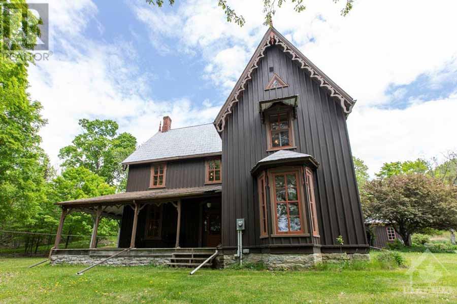 Gothic Revival houses for sale. - Old House Dreams