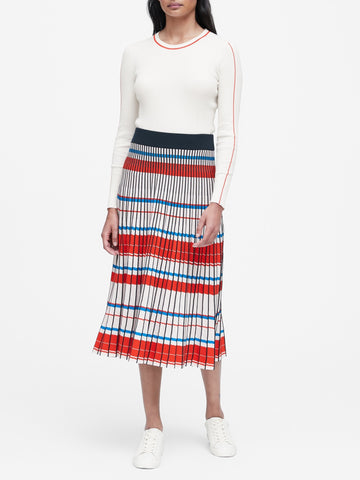 white pleated knit skirt