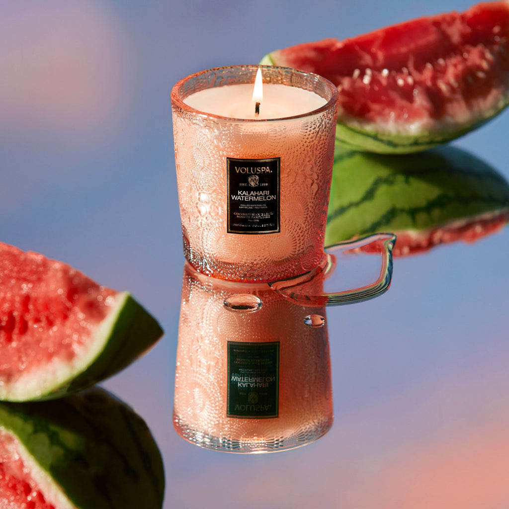 Watermelon chill. Арбуз со свечкой. Voluspa ароматы для дома Калахарский Арбуз спрей. Арбуз за свечами.
