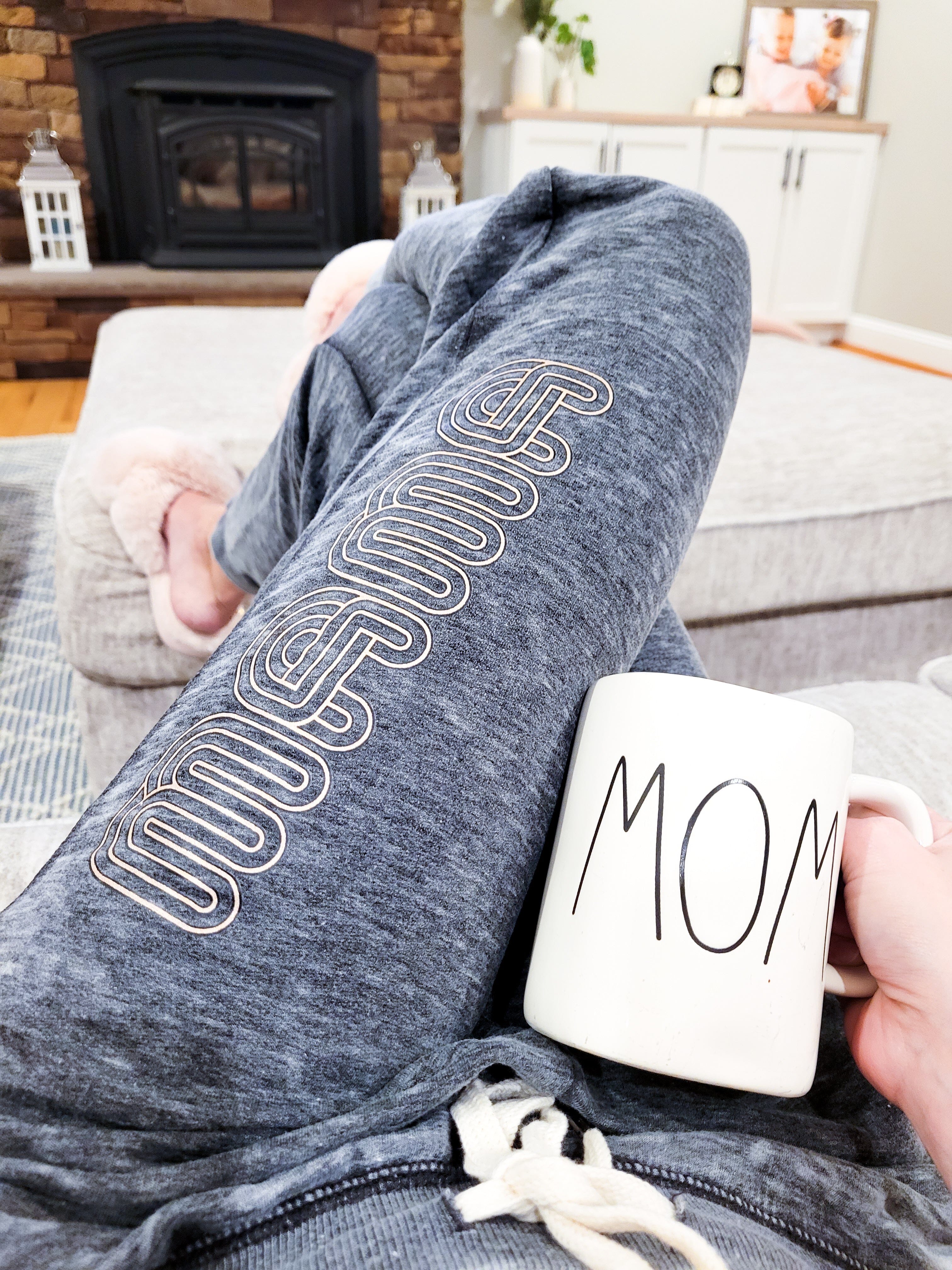 Mom 2025 life sweatpants