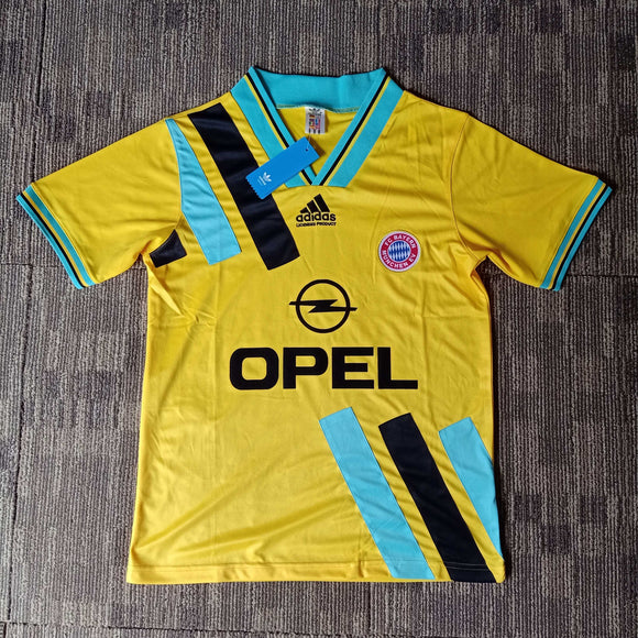 bayern munich yellow jersey