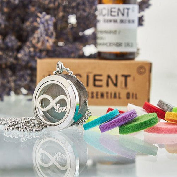 Ancient Wisdom - Infinity Love Aromatherapy Necklace & Oils Gift Set 2