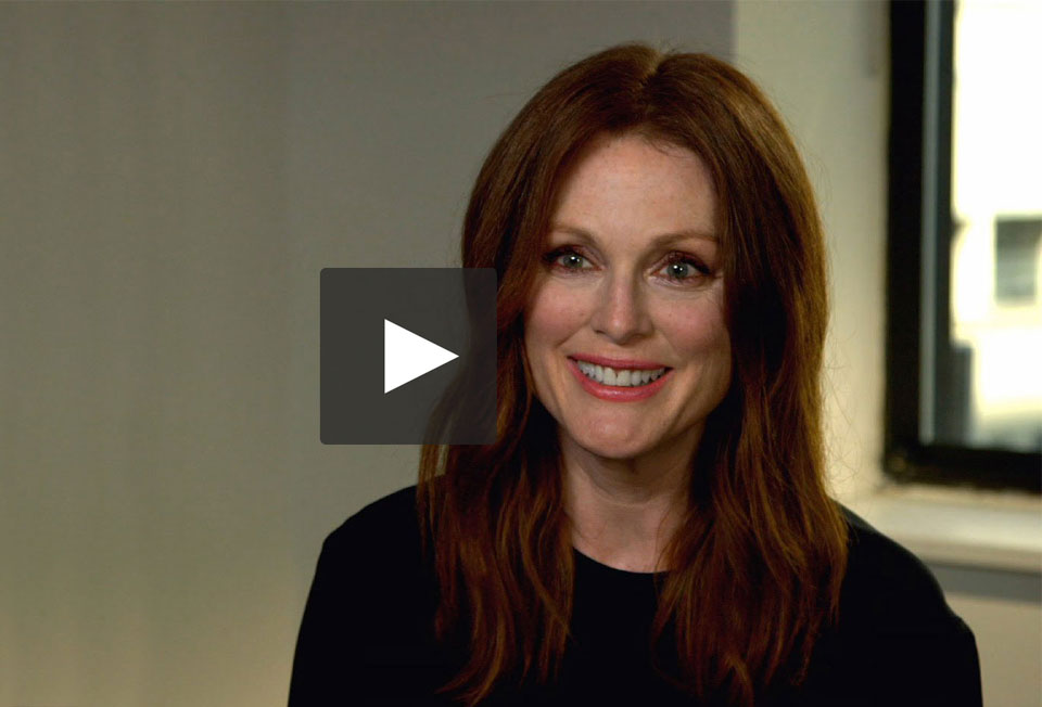 Julianne Moore's Holiday Picks 