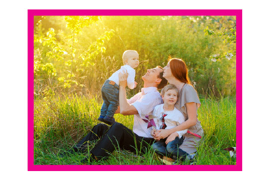 4:3 Aspect Ratio family portrait by tree