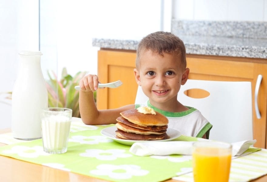 faire des pancakes avec des enfants