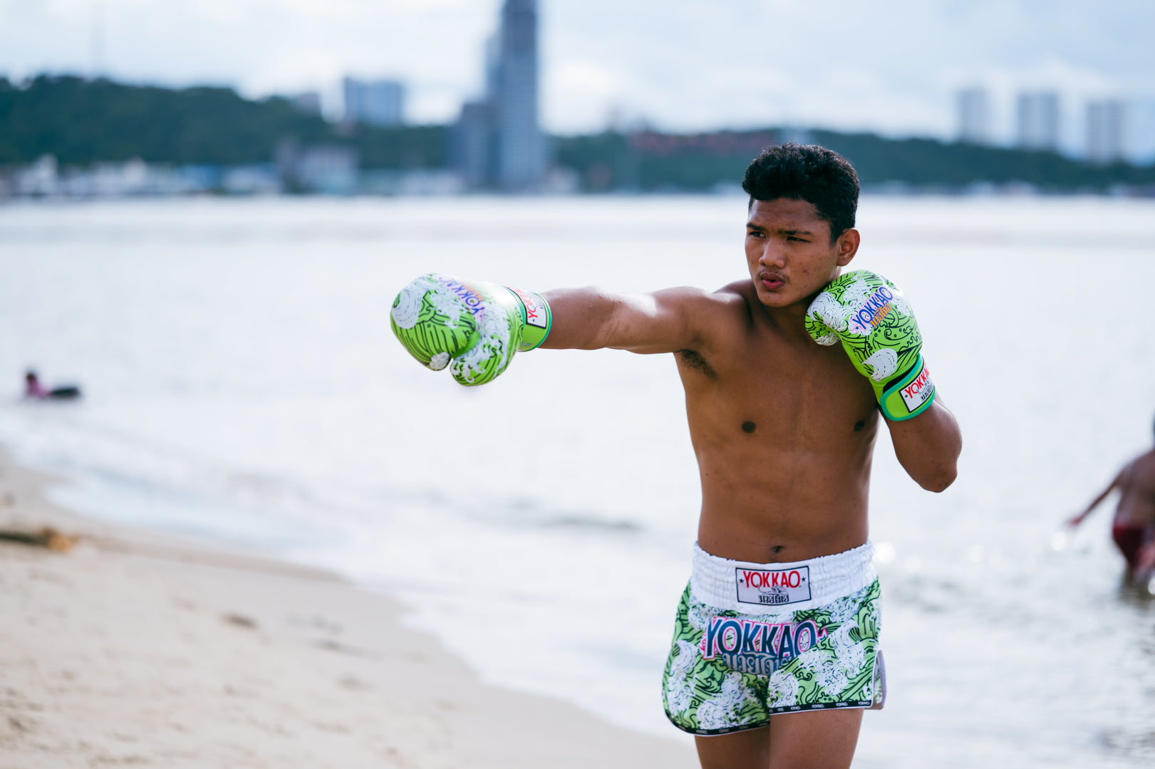 Muay Thai Shadowboxing Guide And Drills For Beginners - Evolve University  Blog