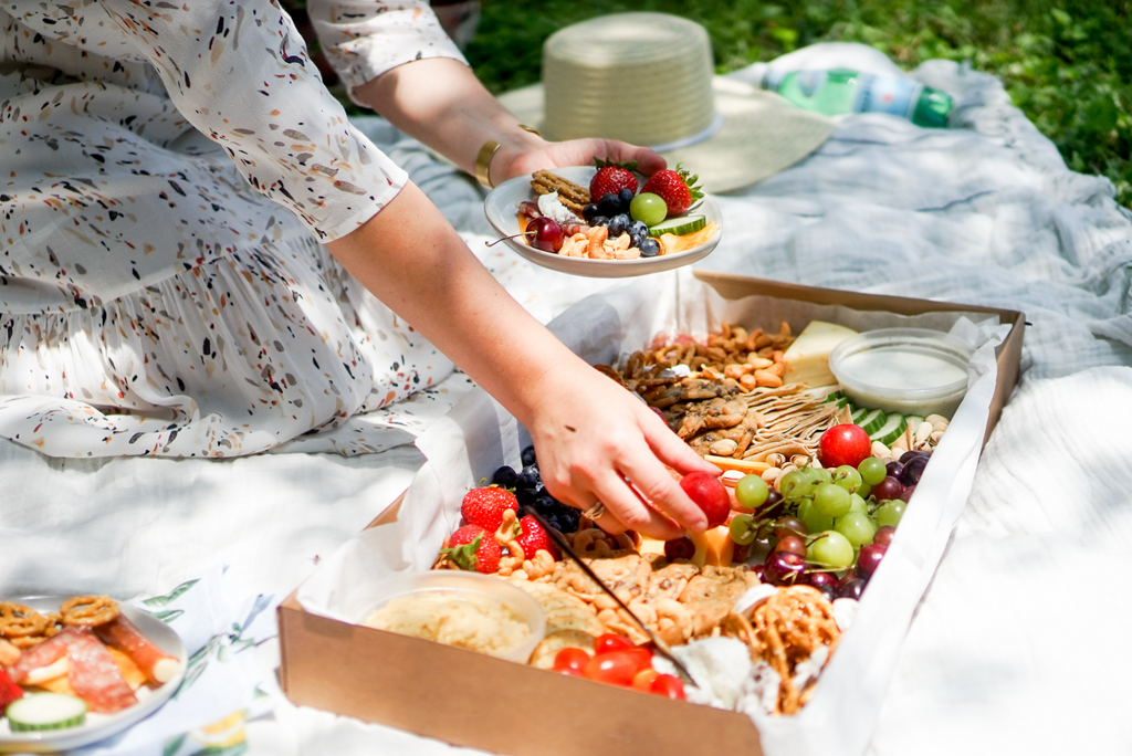 summer picnic catering