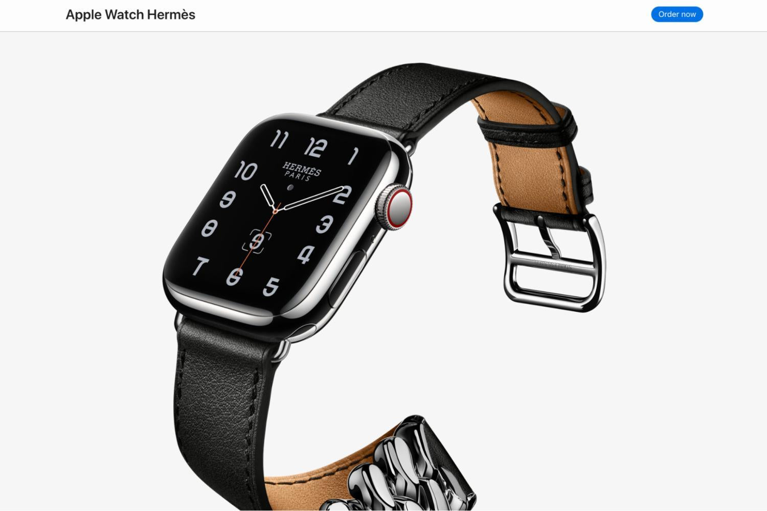 Een foto van de Apple Watch Hermès in de online winkel van Apple, met een luxe zwarte band en een co-branded wijzerplaat.