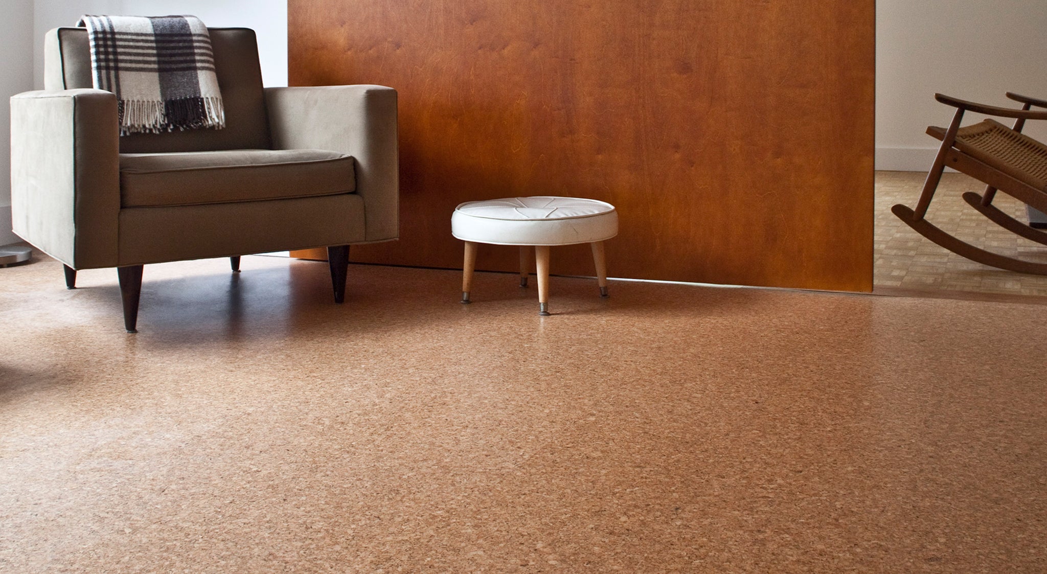 Luxury Cork Rubber And Vinyl Flooring In Modern Plain