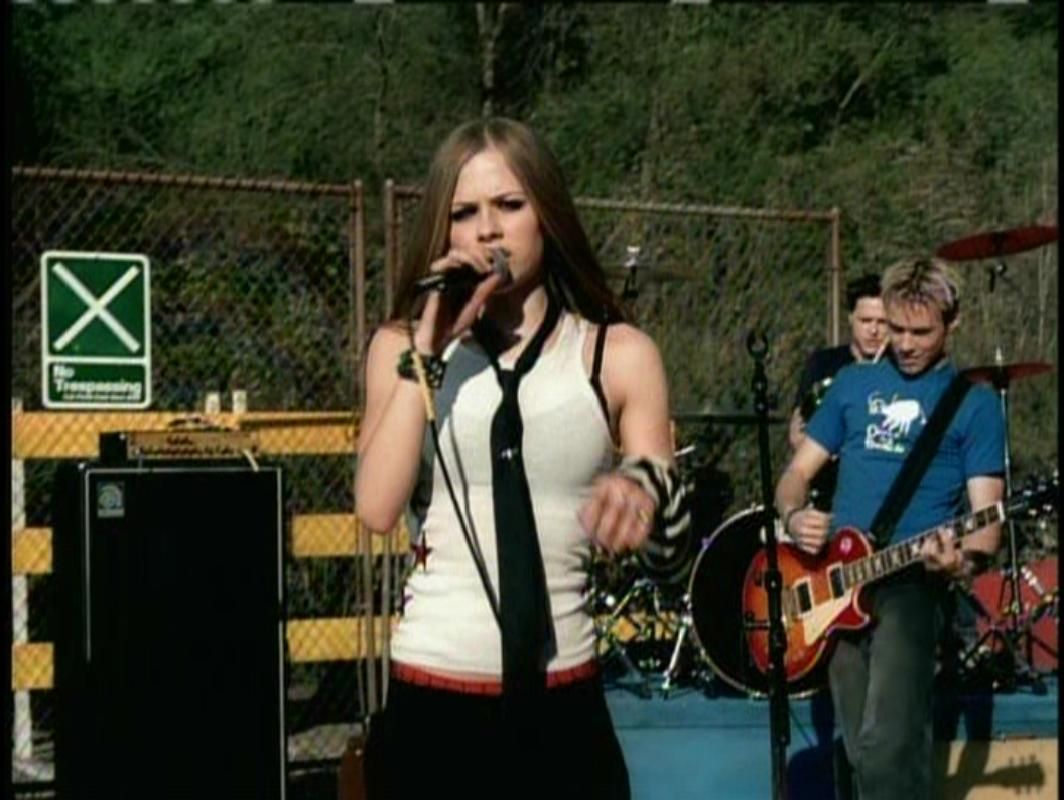 Avril Lavigne Complicated Aria Savings