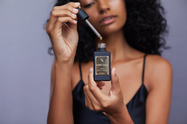 Ritualize your routine, featuring Luxury Beauty Serum. Apply Luxury Beauty Serum as part of your morning or evening skincare routine  for a boost of nutrients, hydration and a calm.