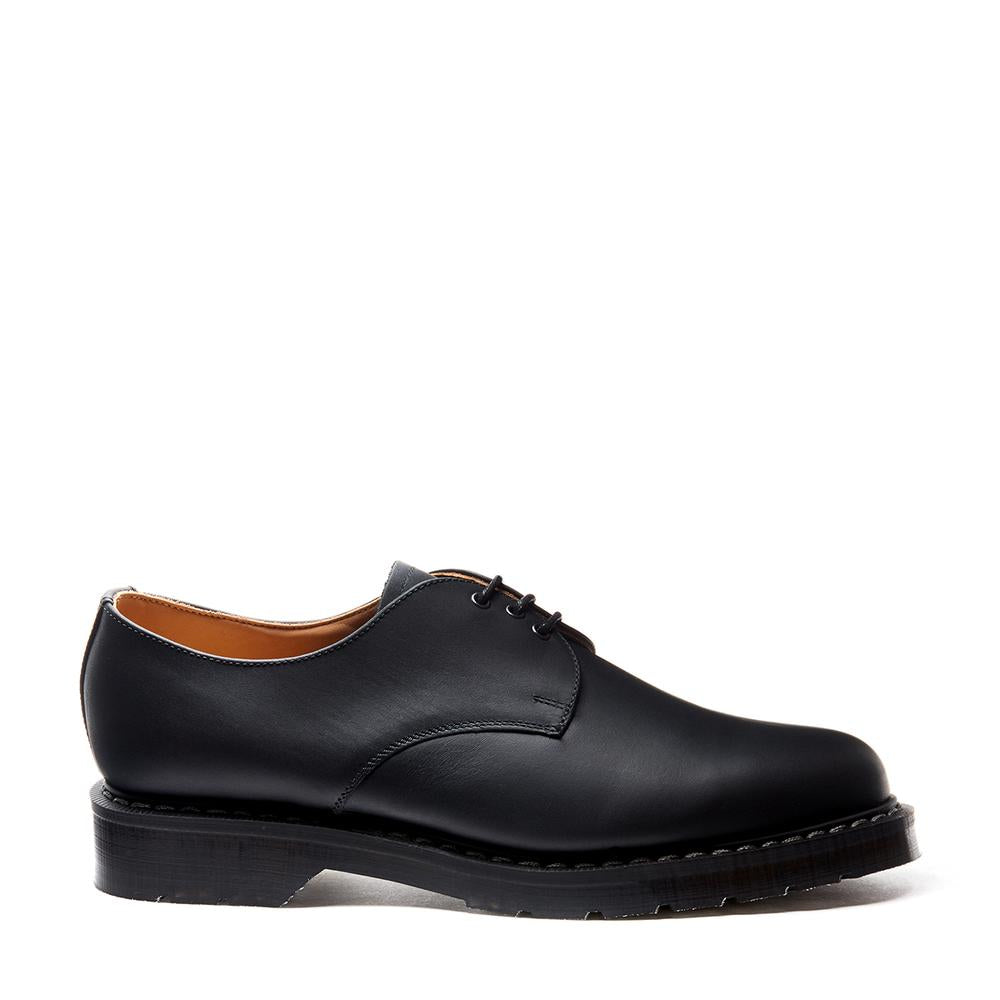 SOLOVAIR - BLACK GREASY LEATHER SHOE (3 EYELET)