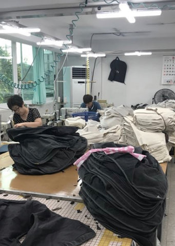 Production of children's fashion from Korea in Germany at Little Foxx