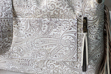 Load image into Gallery viewer, Ivory Paisley Floral CC