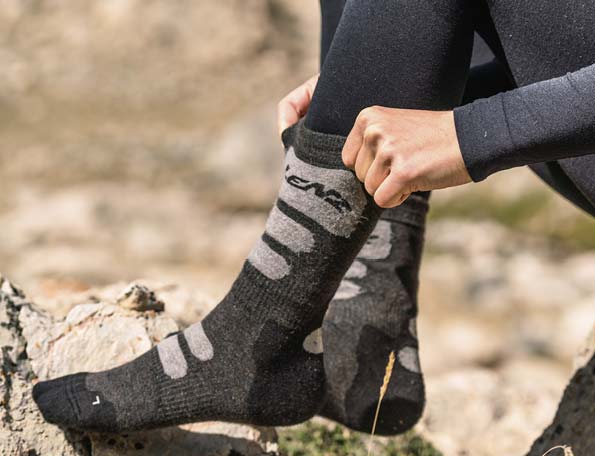 wandersocken anziehen