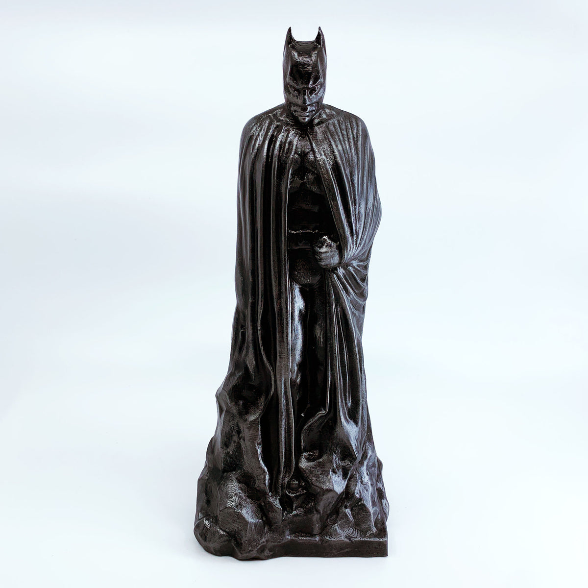 Batman Memorial Statue | Dark Knight | DC Comics | Hammered Iron Paint ...