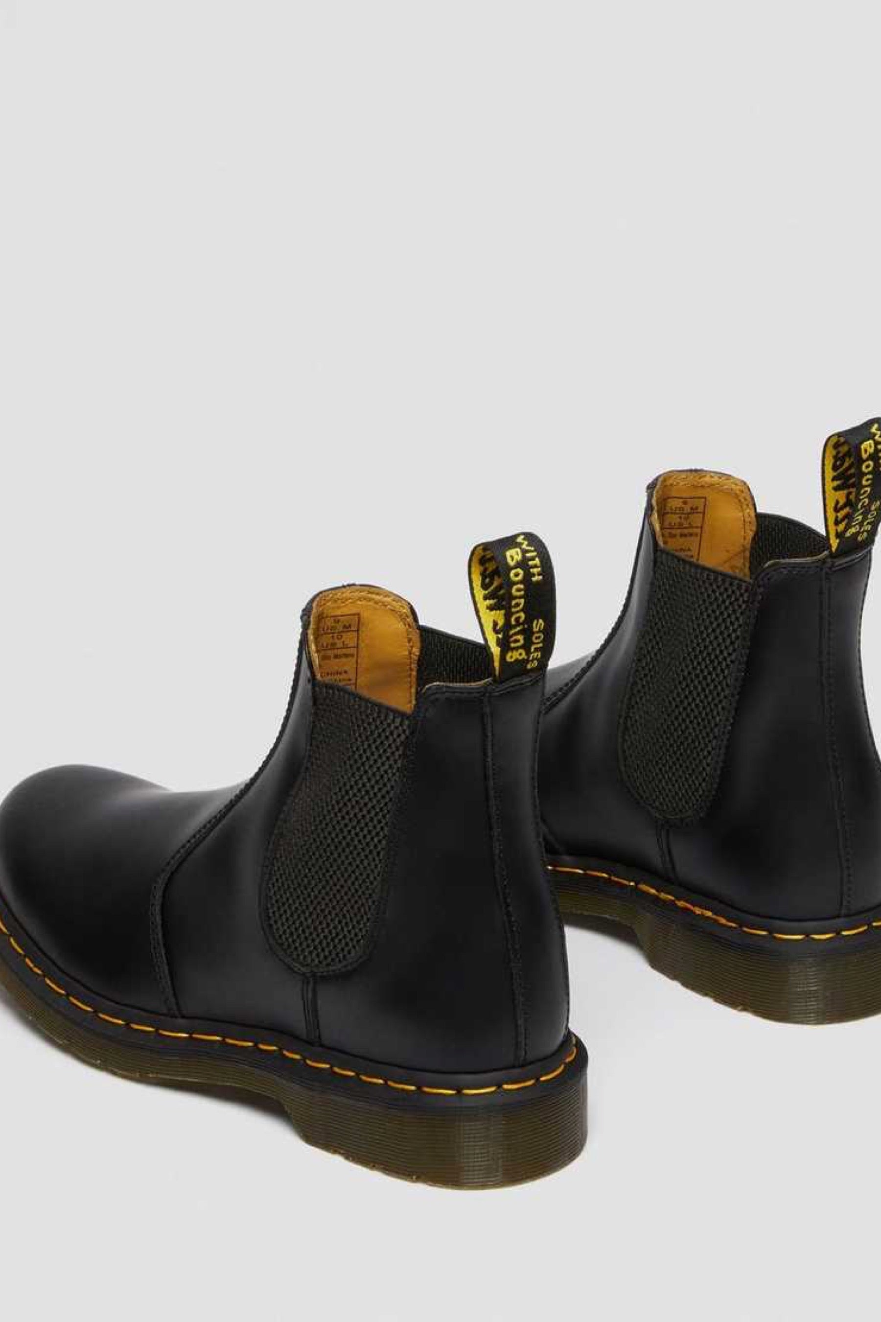 Black Smooth 2676 Chelsea Boot