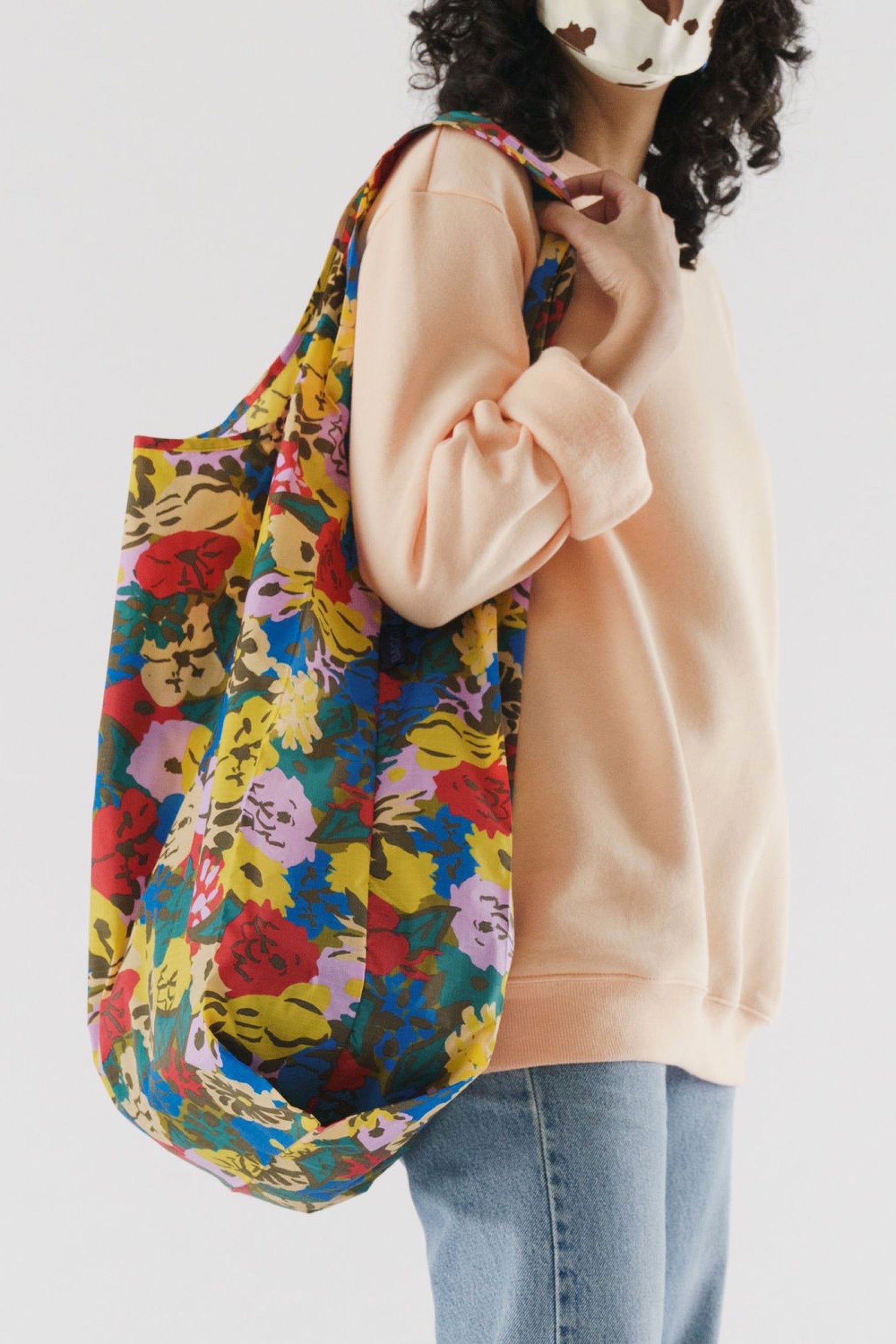 Big Scarf Floral Baggu