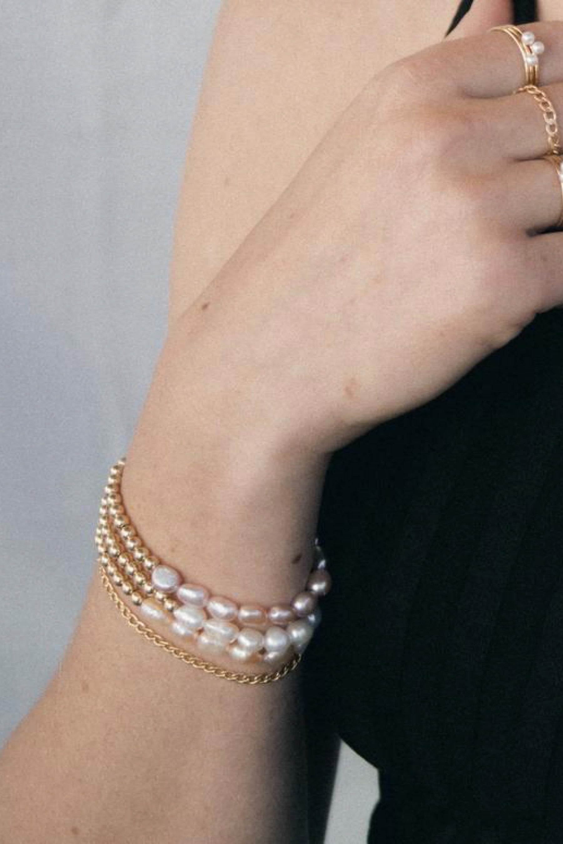 50/50 Pearl Stretch Bracelet