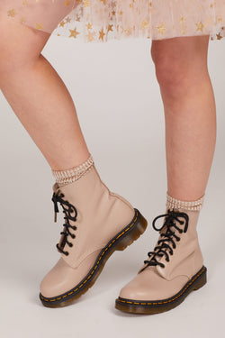 dr martens pascal beige