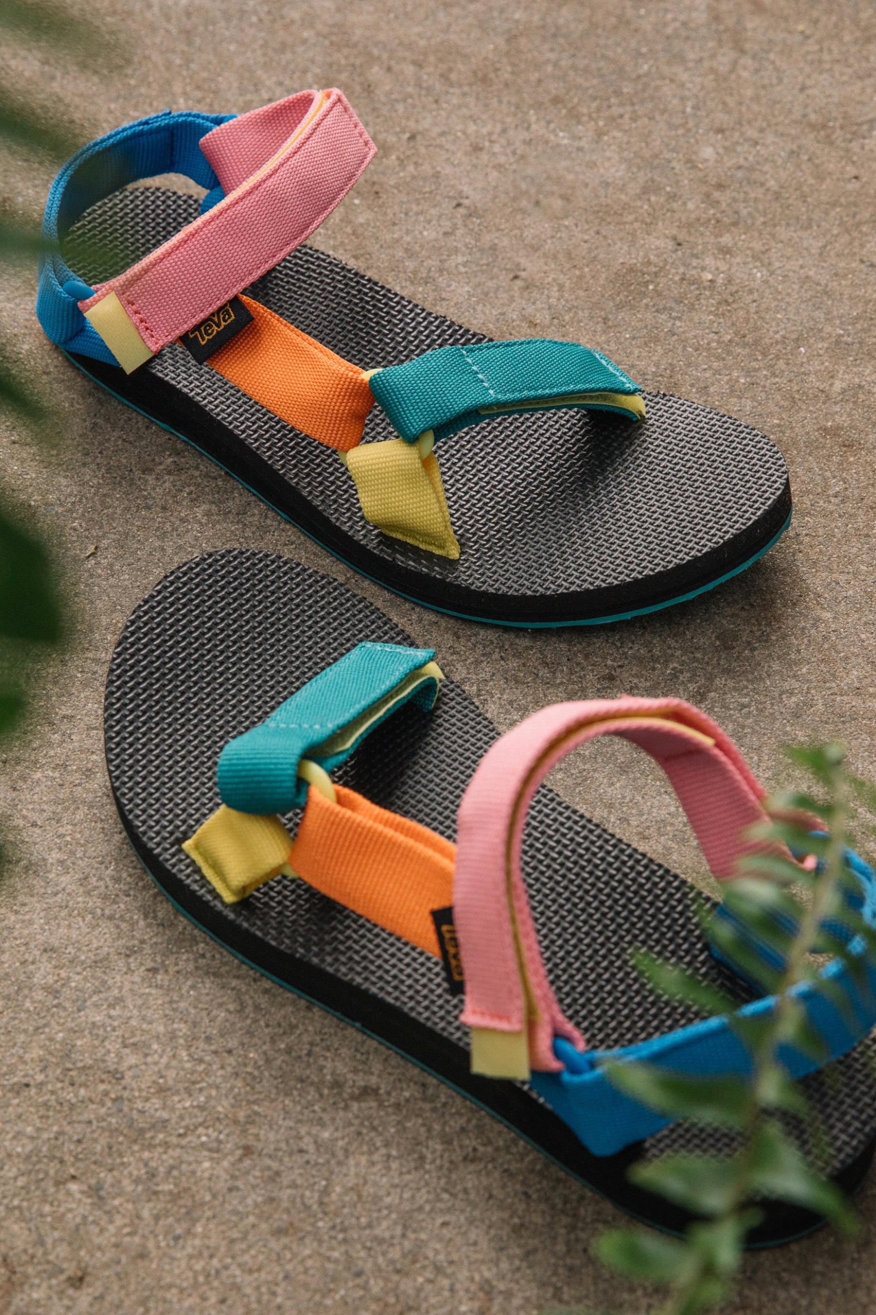 90s Multi Original Universal Sandal