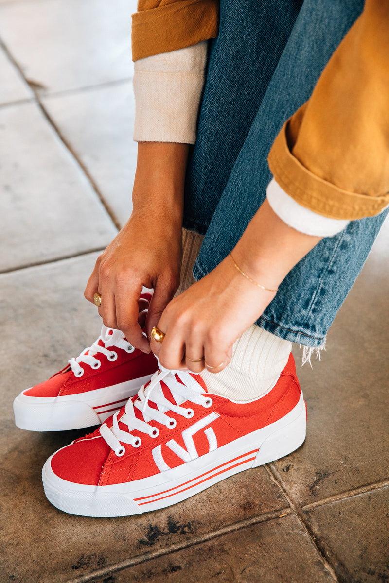 800 red vans