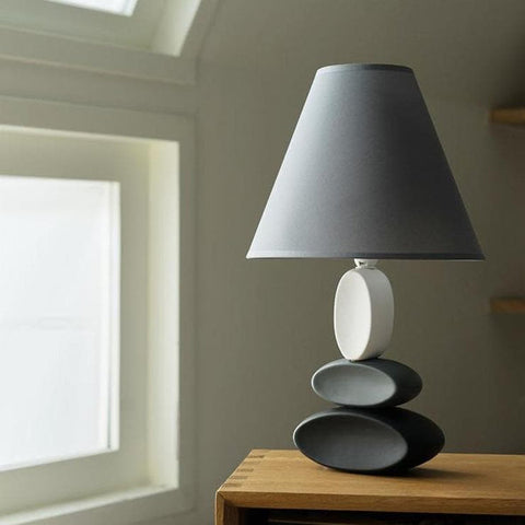 Lampe de table en céramique Stone's Throw