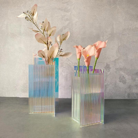 rainbow-acrylic-vase-desk-organizer