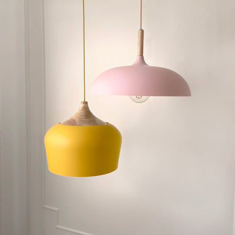 soft-palette-pendant-lights-in-metal-wood