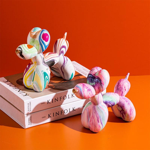 Balloon Dog Sculpture - Playful and Whimsical Decor