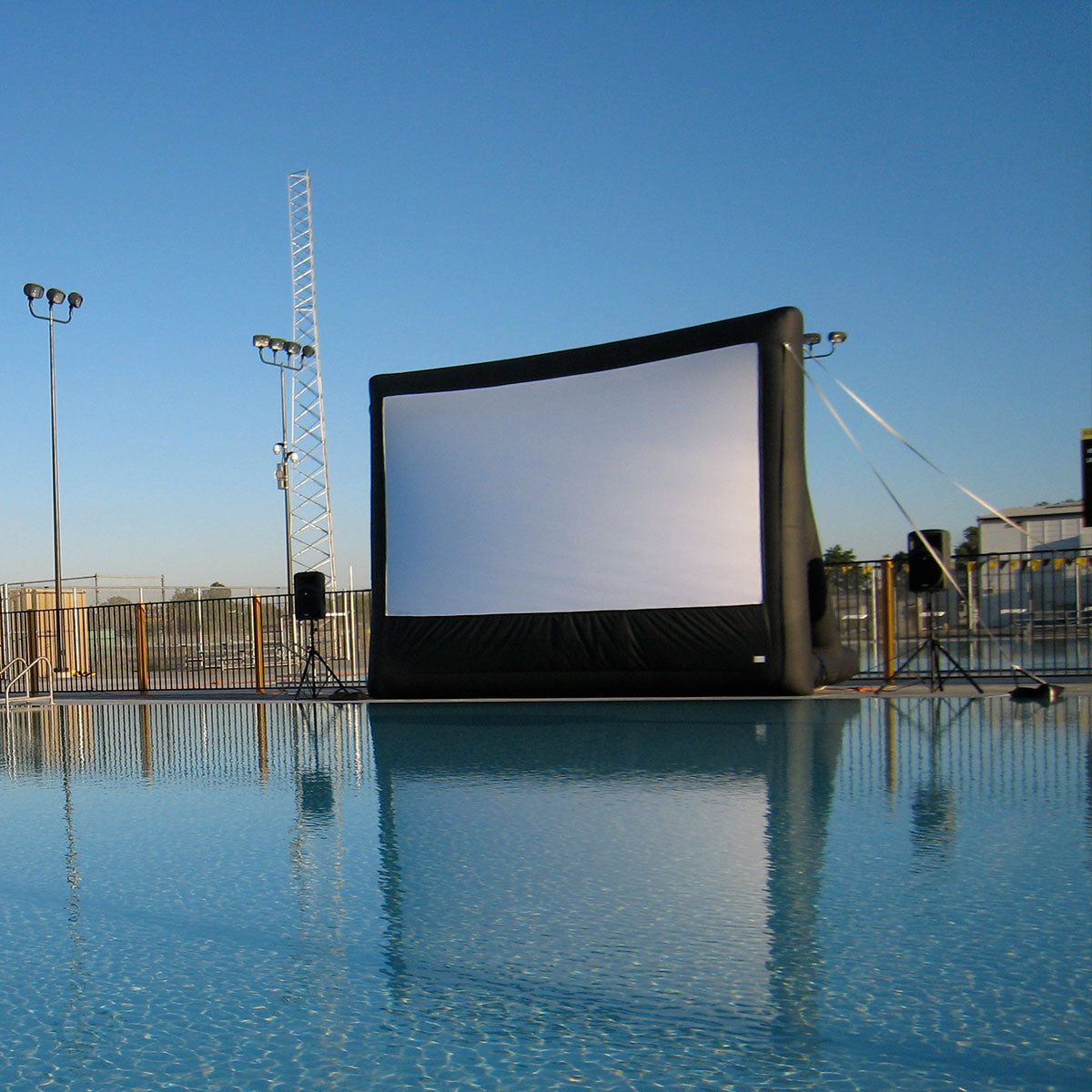 inflatable outdoor movie screen