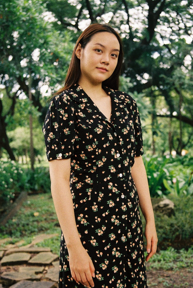 black floral vintage shirtdress asian