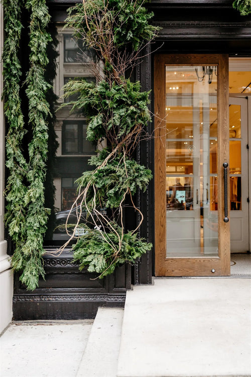 Holiday at Club Monaco's 5th Avenue Flagship – Brave Floral