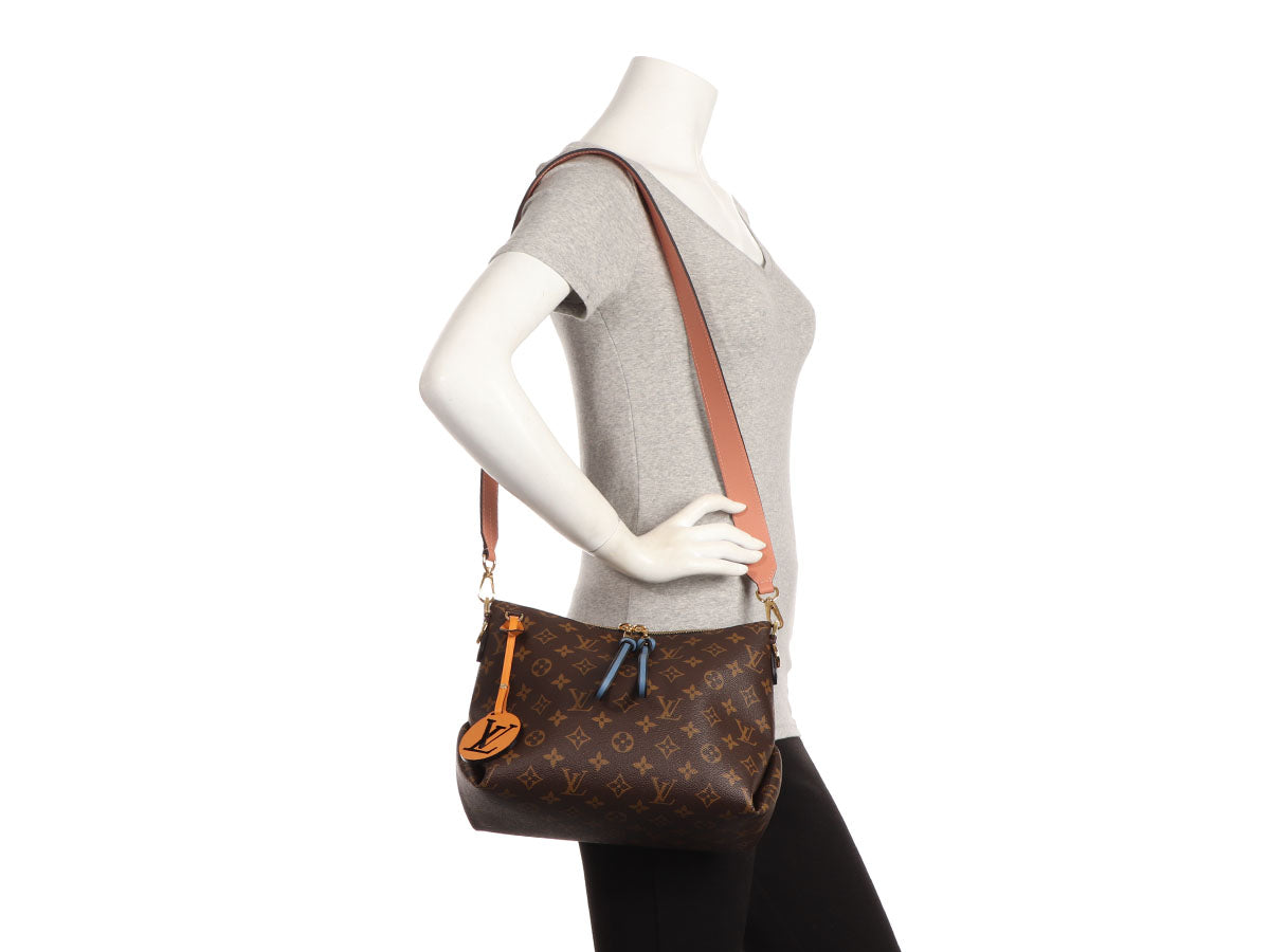 LOUIS VUITTON Damier Azur Beaubourg Hobo MM 572130