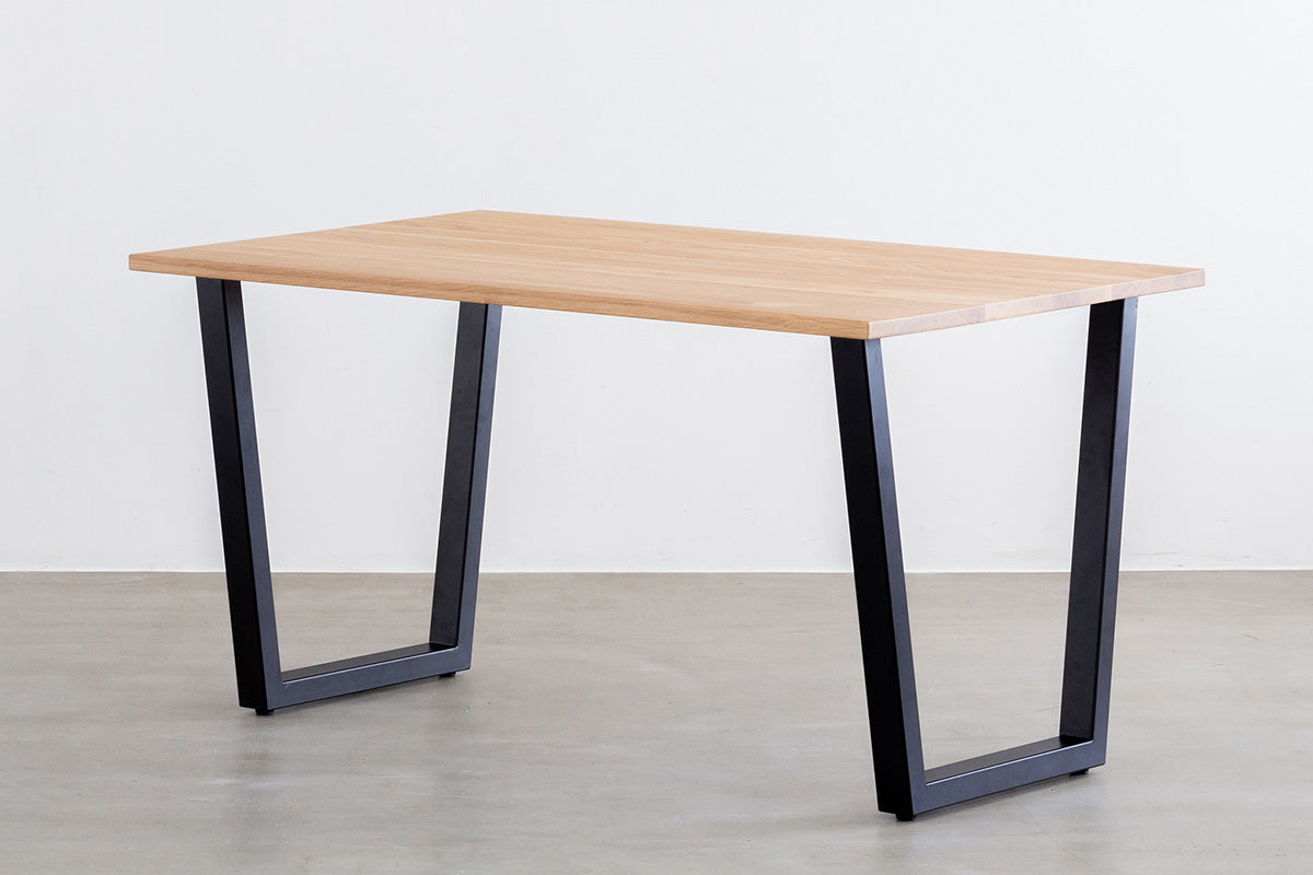 THE TABLE / オーク × Black Steel Trapezoid Leg