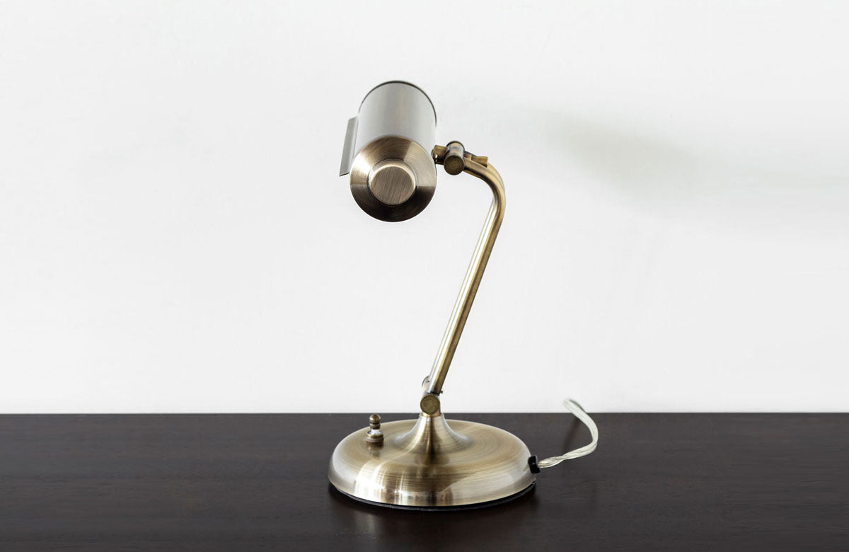 Retro × Gold Compact Desk Light – KANADEMONO