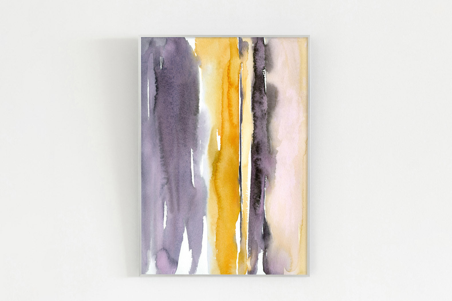 Kanademonoのグレー×暖色カラーをストライプ状に描いた水彩抽象画アートA１＋ゴールドフレーム