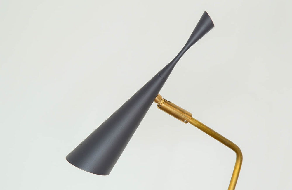 Gray × Gold Smart Desk Lamp – KANADEMONO