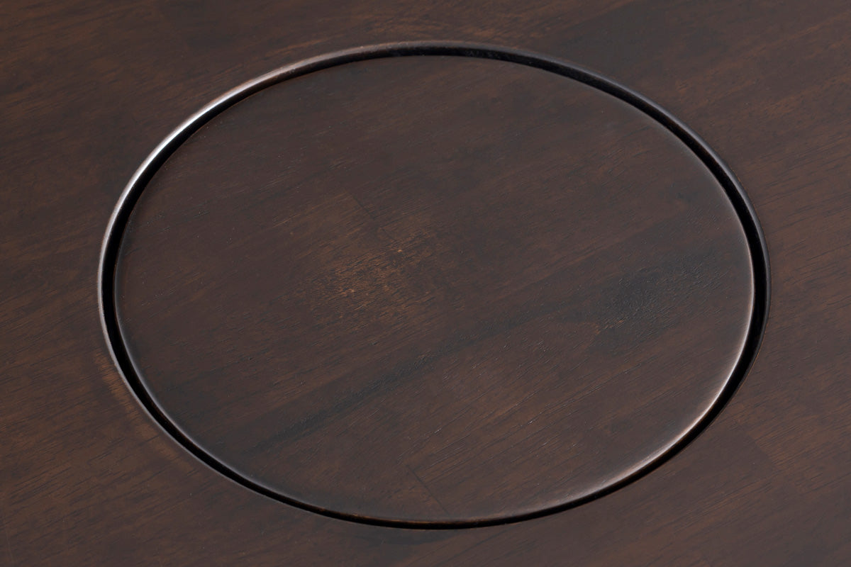 KANADEMONOのワイヤーバスケット付きのラバーウッド材ブラックブラウンカラー天板にマットホワイトのスクエア鉄脚を組み合わせたローテーブル（天板）