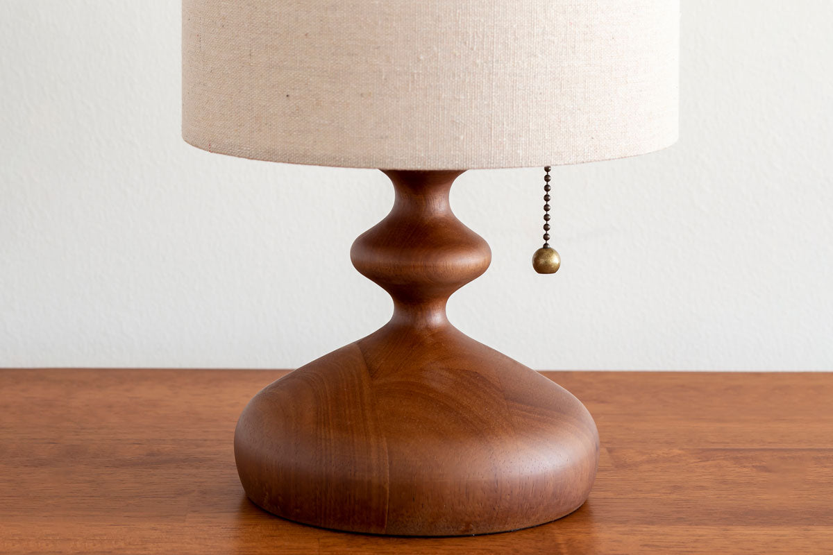 Fabric × Wood Retro Table Lamp – KANADEMONO