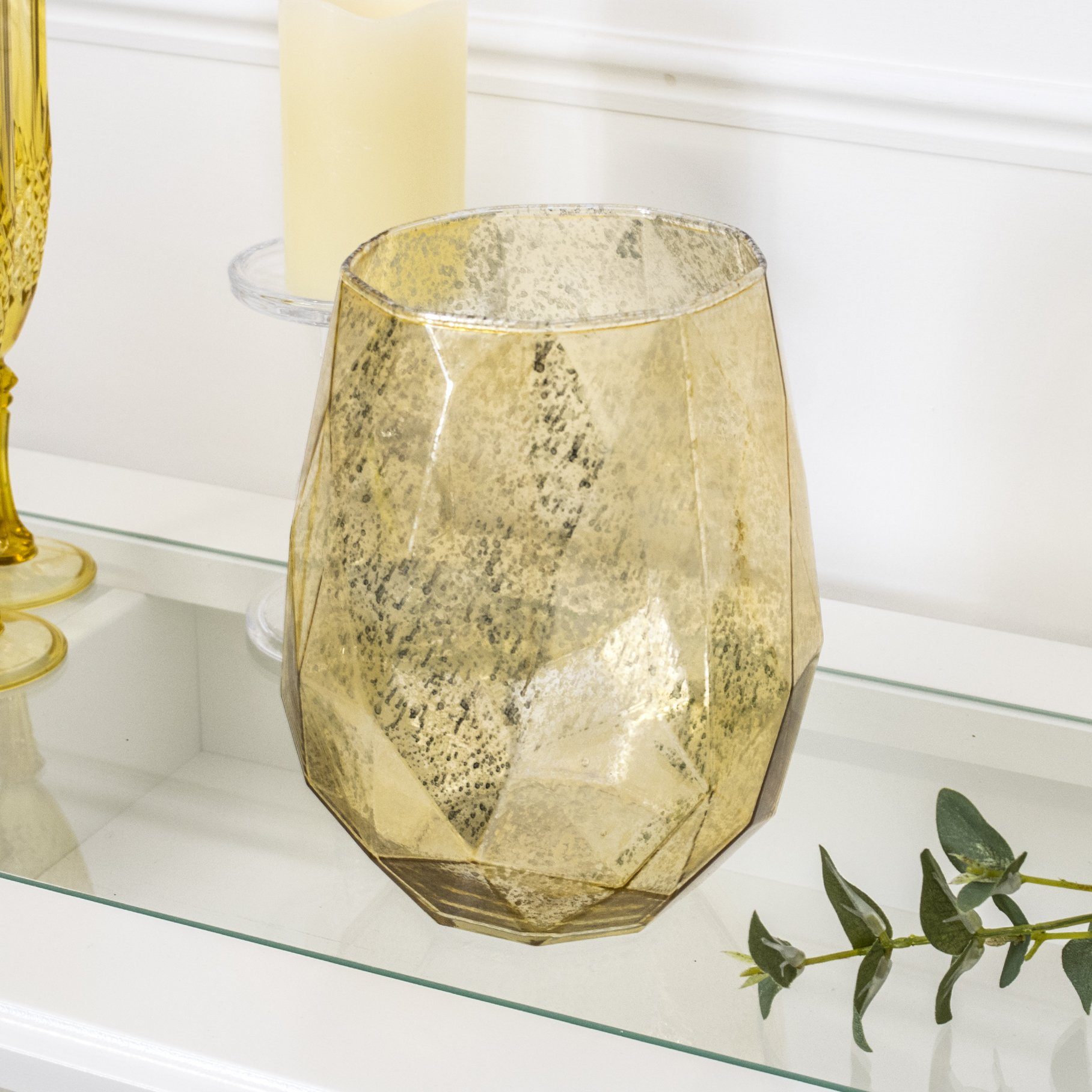 Lustre Tea Light Holder Gold