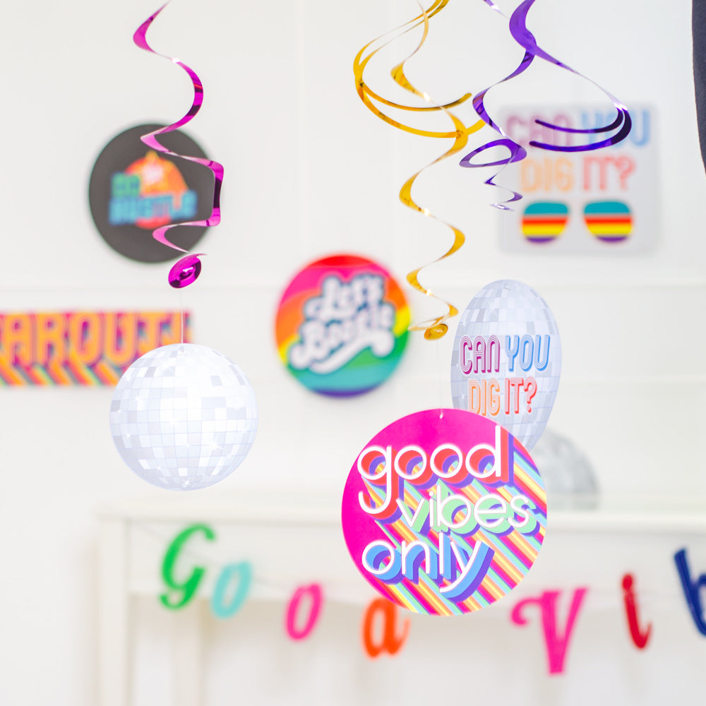 Good Vibes Hanging Decorations X6