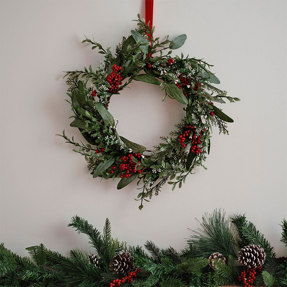 Image of Foliage & Red Berries Wreath